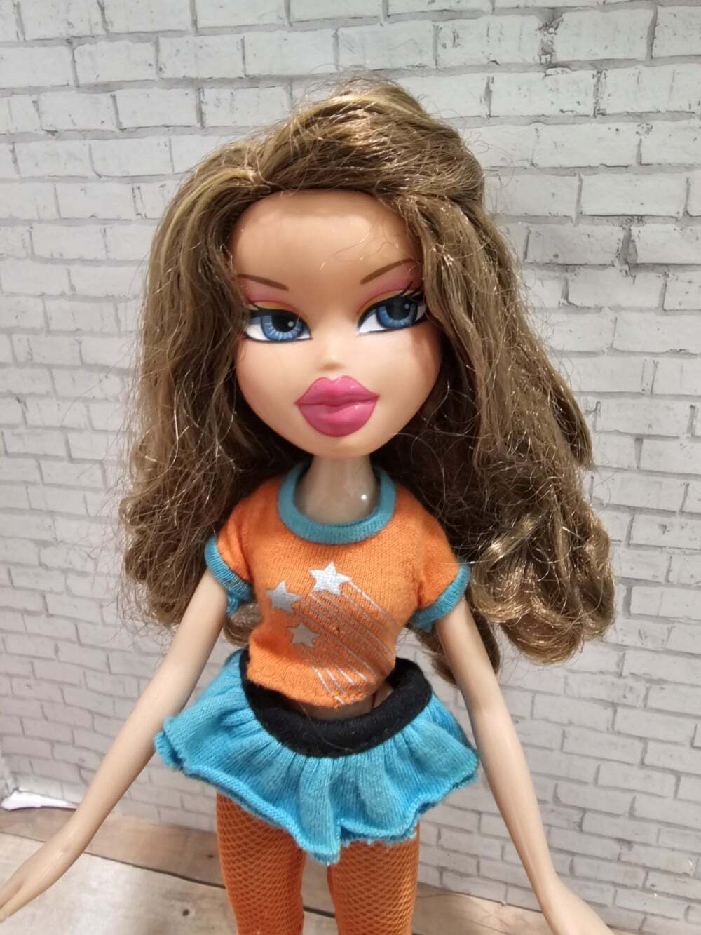 Bratz Play Sportz RC X-treme Skateboarding Yasmin 2007 Doll Partial Outfit